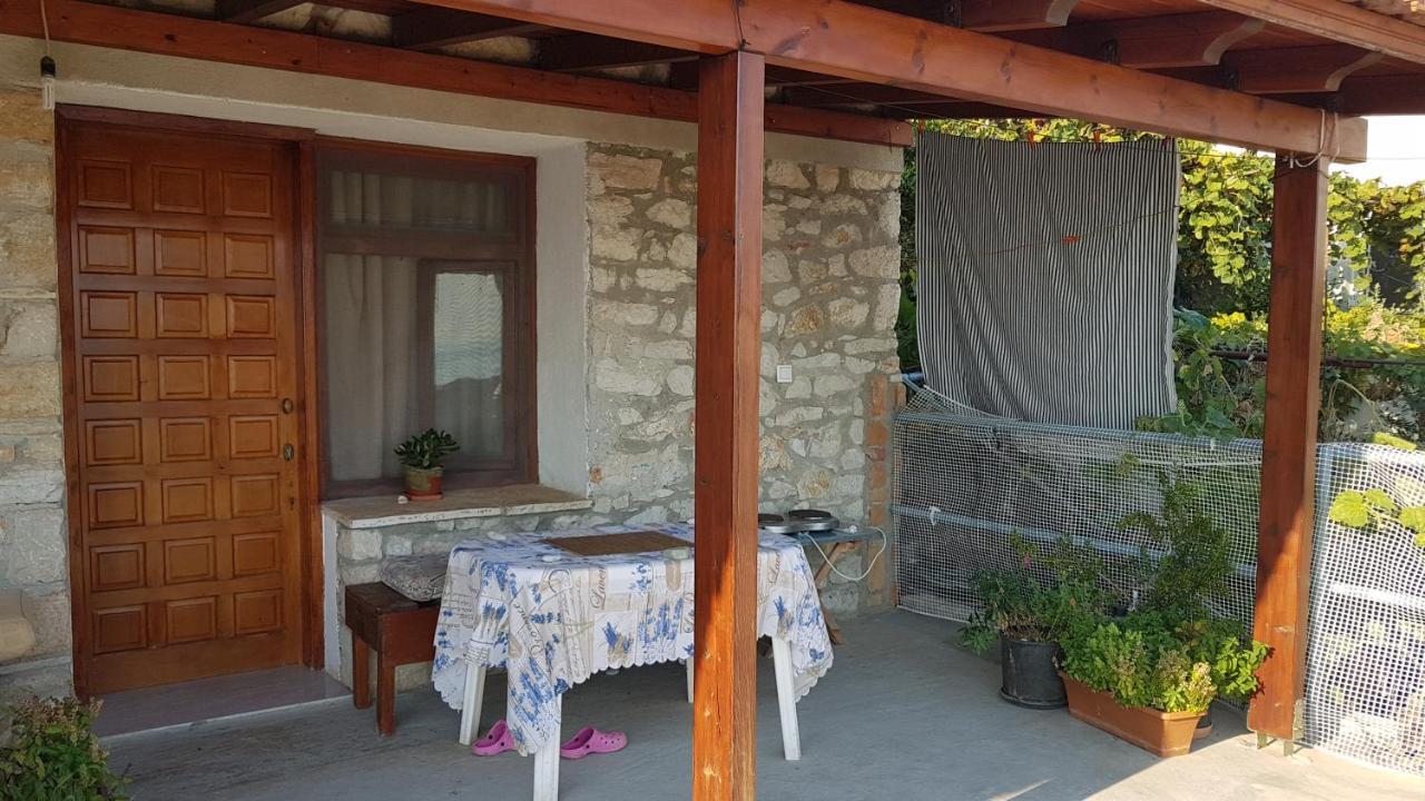 Отель Stone House Химара Экстерьер фото
